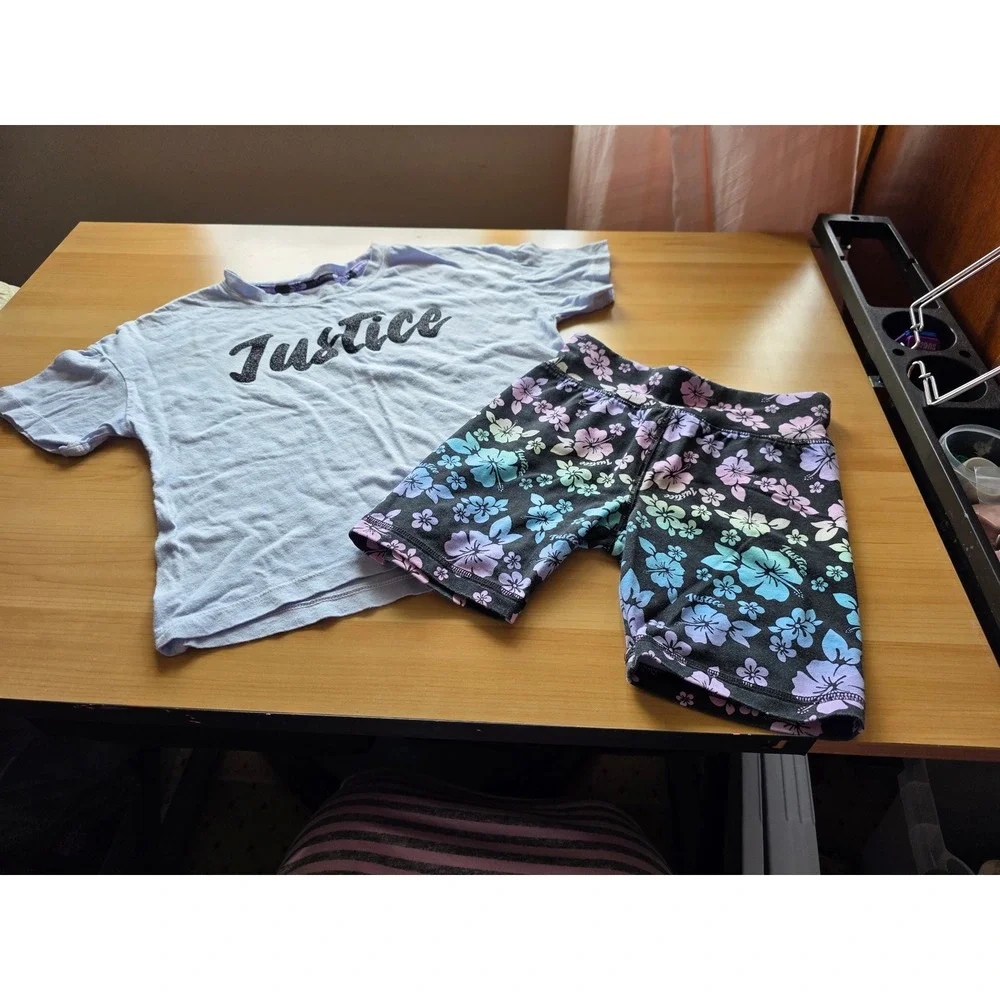 Justice Girls 2 Piece Set Purple Glitter Logo T-Shirt Rainbow Floral Bike Shorts